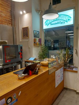  at Hariprasad Samosa & Curry in Krakow