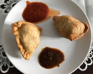 Savoury samosas at Hariprasad Samosa & Curry in Krakow