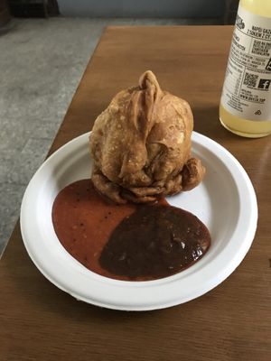 Samosa at Hariprasad Samosa & Curry in Krakow