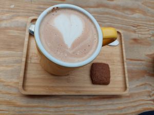 Chocomelk at Knol & Kool Bistro & Superet in Ghent