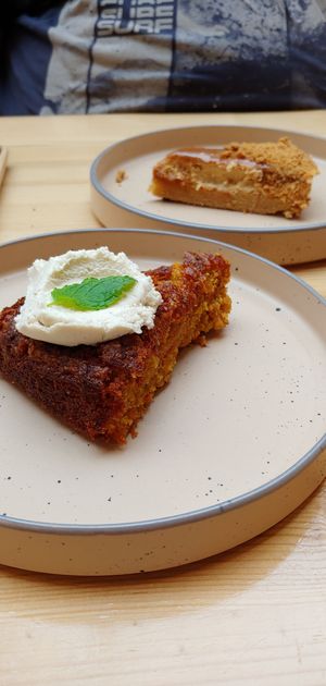 Carrot cake at Knol & Kool Bistro & Superet in Ghent
