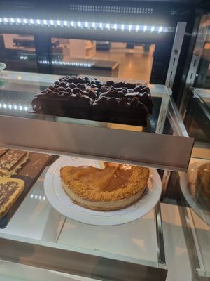 Cake at Knol & Kool Bistro & Superet in Ghent