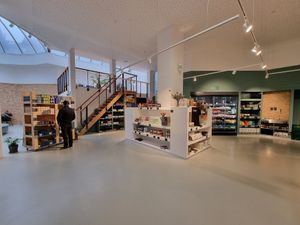 Shop at Knol & Kool Bistro & Superet in Ghent