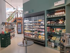 Shop at Knol & Kool Bistro & Superet in Ghent