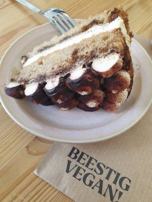 Tiramisu tart at Knol & Kool Bistro & Superet in Ghent