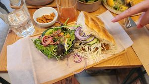 Pita at Knol & Kool Bistro & Superet in Ghent