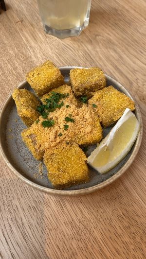 Cheeze croquettes and hummus with bread  at Knol & Kool Bistro & Superet in Ghent