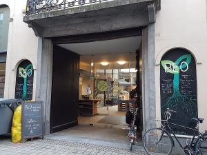 entrance at Knol & Kool Bistro & Superet in Ghent