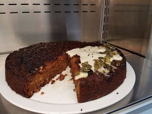 vegan cake at Knol & Kool Bistro & Superet in Ghent