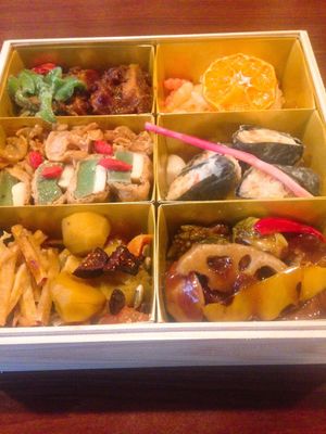 ”OSETI”is japanese new year style. at Saizencyuka anzu in Nagoya