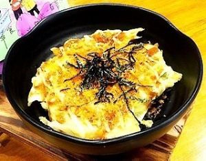 Cabbage wrapped in flour and grilled with soy sauce at Tian Zhi Yu - Heaven Driven Vegan in Kaohsiung