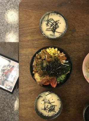 Vegan bowl with miso soups at Tian Zhi Yu - Heaven Driven Vegan in Kaohsiung