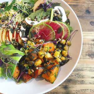 Bouddha Bowl at Hope in Paris