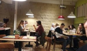 ambiente interior  at Reineta in Madrid