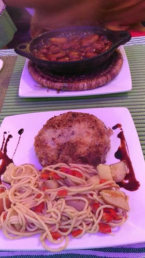 Tajine grilled almonds and apricots
Vegfie burger with beans yummmiiii at Le Corail at Latifa in Essaouira