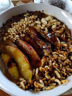 Apple porridge at Cafe La Boheme in Agonda