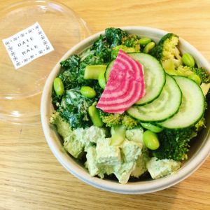 Kale's bowl at Date + Kale in Helsinki