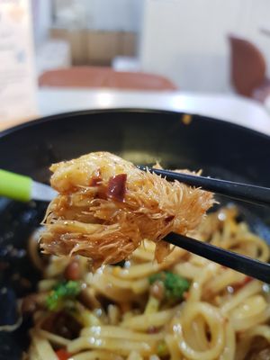 Lion mane at NomVnom - Tai Seng in Central Singapore