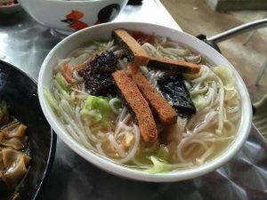 (mock) fish soup noodle at Soon De Vegetarian 顺德素食 in North Singapore