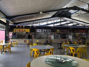 Exterior  at Soon De Vegetarian 顺德素食 in North Singapore