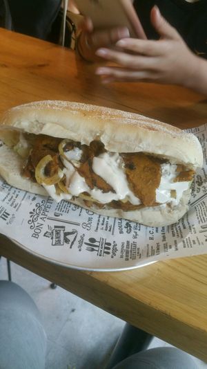 שווארמת סייטן בג'בטה at Goodness in Tel Aviv