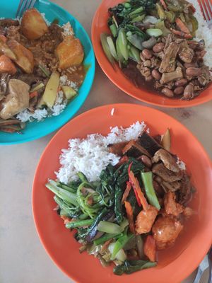 Lunch buffet (3x10RYM) at Jian Jian Vegetarian Food in Penang