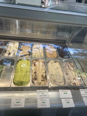 Ice creamm  at Pasalidis in Thessaloniki