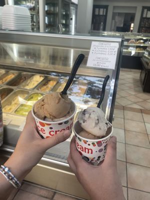 Speculous and cheesecake ice creamm  at Pasalidis in Thessaloniki