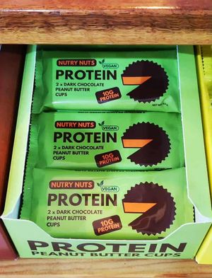 Grab n go items at the counter at Ellie's Cafe in Port Kennedy