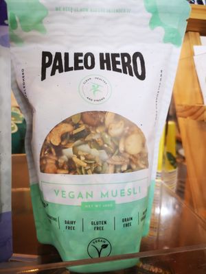 Grab a bag of vegan muesli 💚 at Ellie's Cafe in Port Kennedy