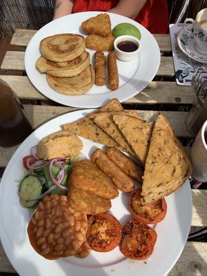 Rockin vegan breakfast and vegan pancakes    at Kenny's Rock and Soul Cafe in Brighton