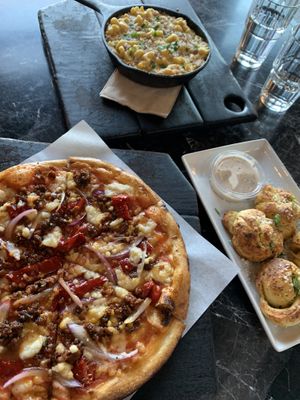 Garlic knots, Mac and cheese skillet, sweet pepper and sausage pizza  at Virtuous Pie in Portland