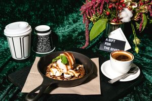 skillet dessert & coffee at Virtuous Pie in Portland