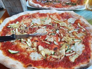 Delicious, fresh pizza #Veganuary at Organic Pizza in Salzburg
