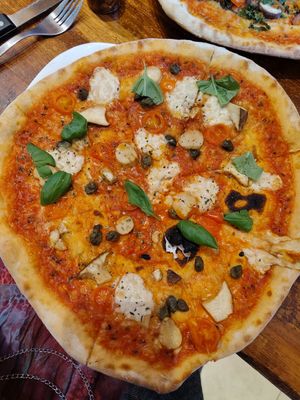 Vegane Pizza der Woche at Organic Pizza in Salzburg