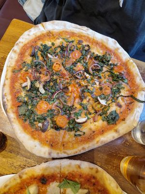 V5 at Organic Pizza in Salzburg