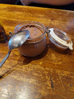 Veganes Mousse au Chocolat at Organic Pizza in Salzburg