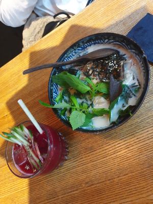 Homemade ramen in coconut soup at Ryong in Berlin
