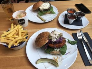Vegan and vegetarian burger at Ludwig Burger in Salzburg