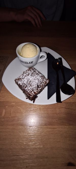 Warm brownie with vanilla ice cream at Ludwig Burger in Salzburg
