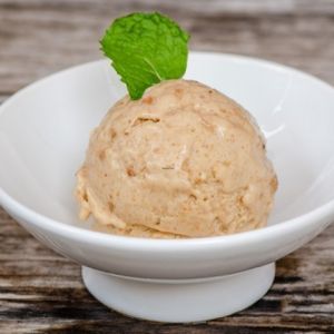 Peanut artisan vegan icecream at Guia Vegano - Vegan Store in Florianopolis