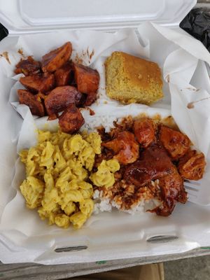 Poppin BBQ plate with yams and mac n cheese at Soul Good Vegan Cafe in Durham