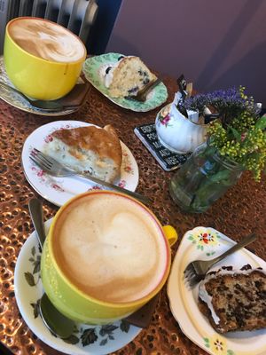 Coffee and cake at The Artisan in Hull