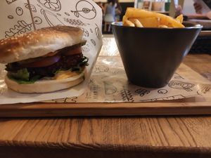 Buddha burger at Tel Aviv Urban Food - Mickiewicza in Warsaw