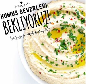 Homemade hummus at Feslegen Butik in Izmit