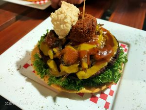 Arepa Burger Especial at Semillas Comida Sana in Pereira