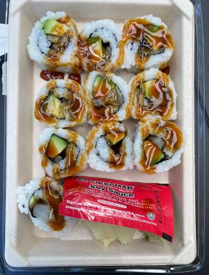 build your own roll w avocado & daikon (unfortunately they didn’t have tofu)   at Town & Country in Mill Creek