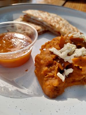 Sincronizada con frijoles refritos (desayunos) at Vegana Del Norte in Hermosillo