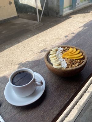 Breakfast   at Good Earth Cafe in 