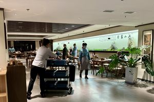 Main dining roomm #Veganuary at Puti Vegetarian in Xiamen